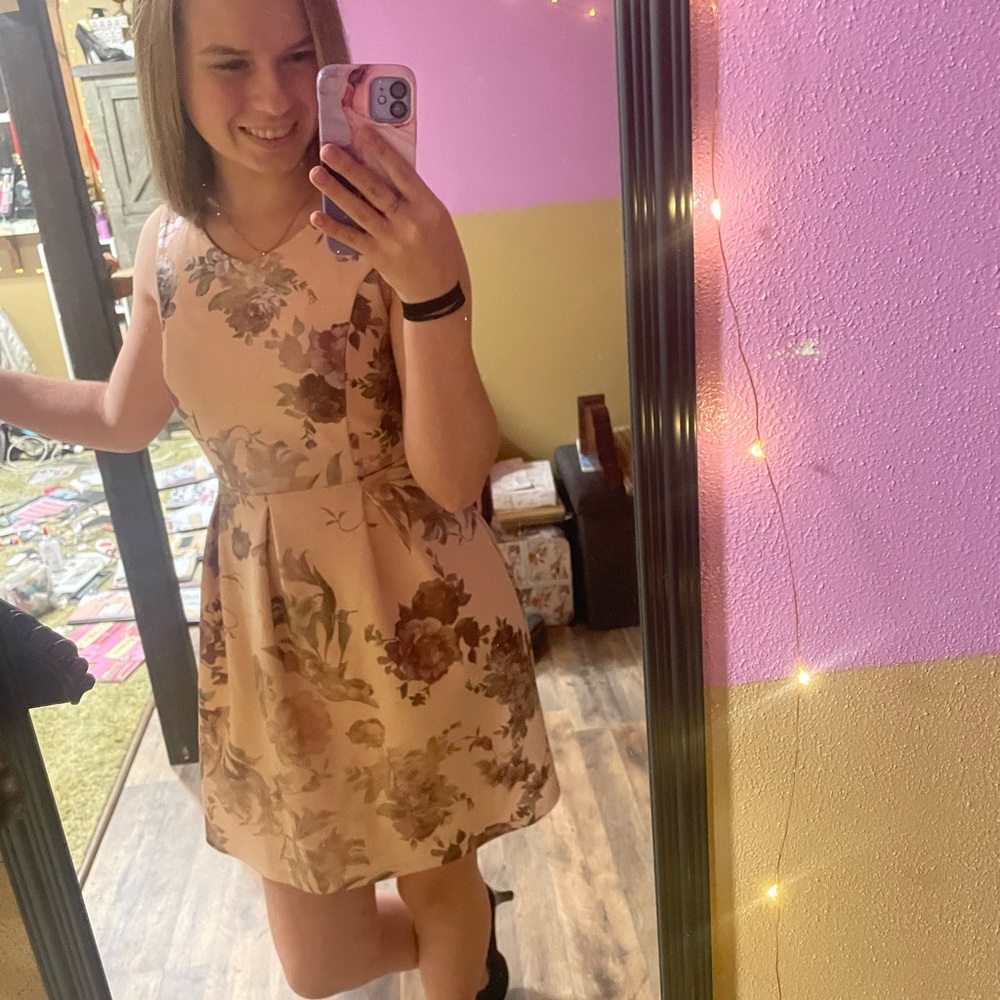 Floral dress size 14